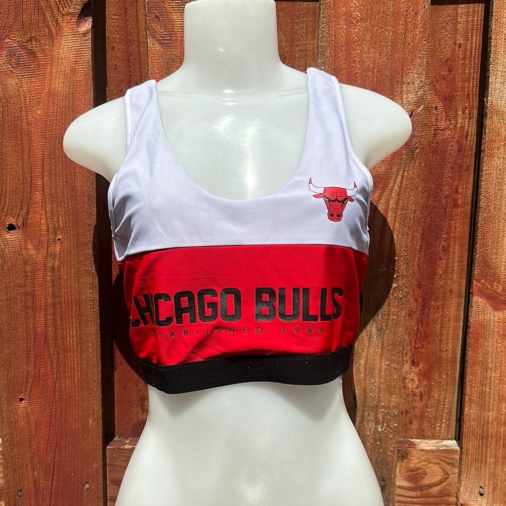 Chicago Bulls Sports Bra Size L